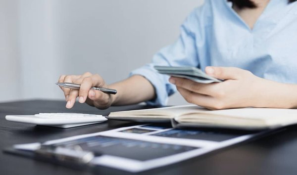 Comment évaluer l'épargne par mois ?